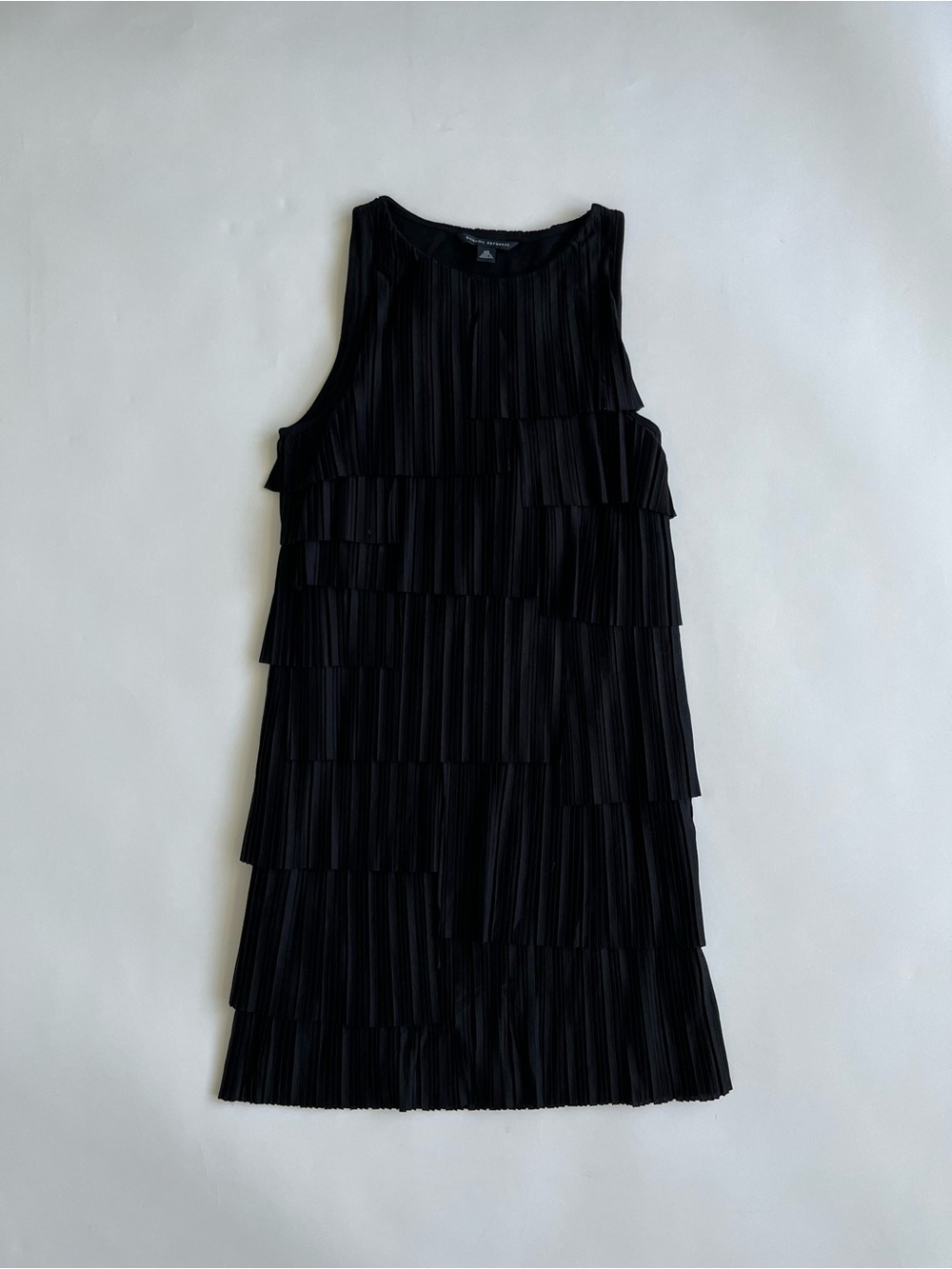 Banana Republic Women’s Black Tiered Pleated Sleeveless Dress